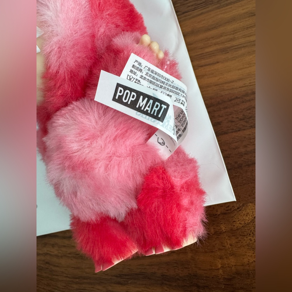 POP MART Labubu Big Into Energy Vinyl Plush Pendant Love - Picture 8 of 9